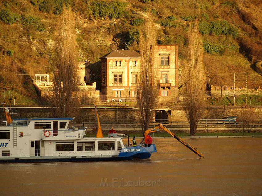 Schiff gesunken St Goarhausen Loreley P311.jpg